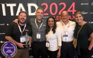 Dynamic Lifecycle Innovations team with their ITAD Company of the Year trophy.